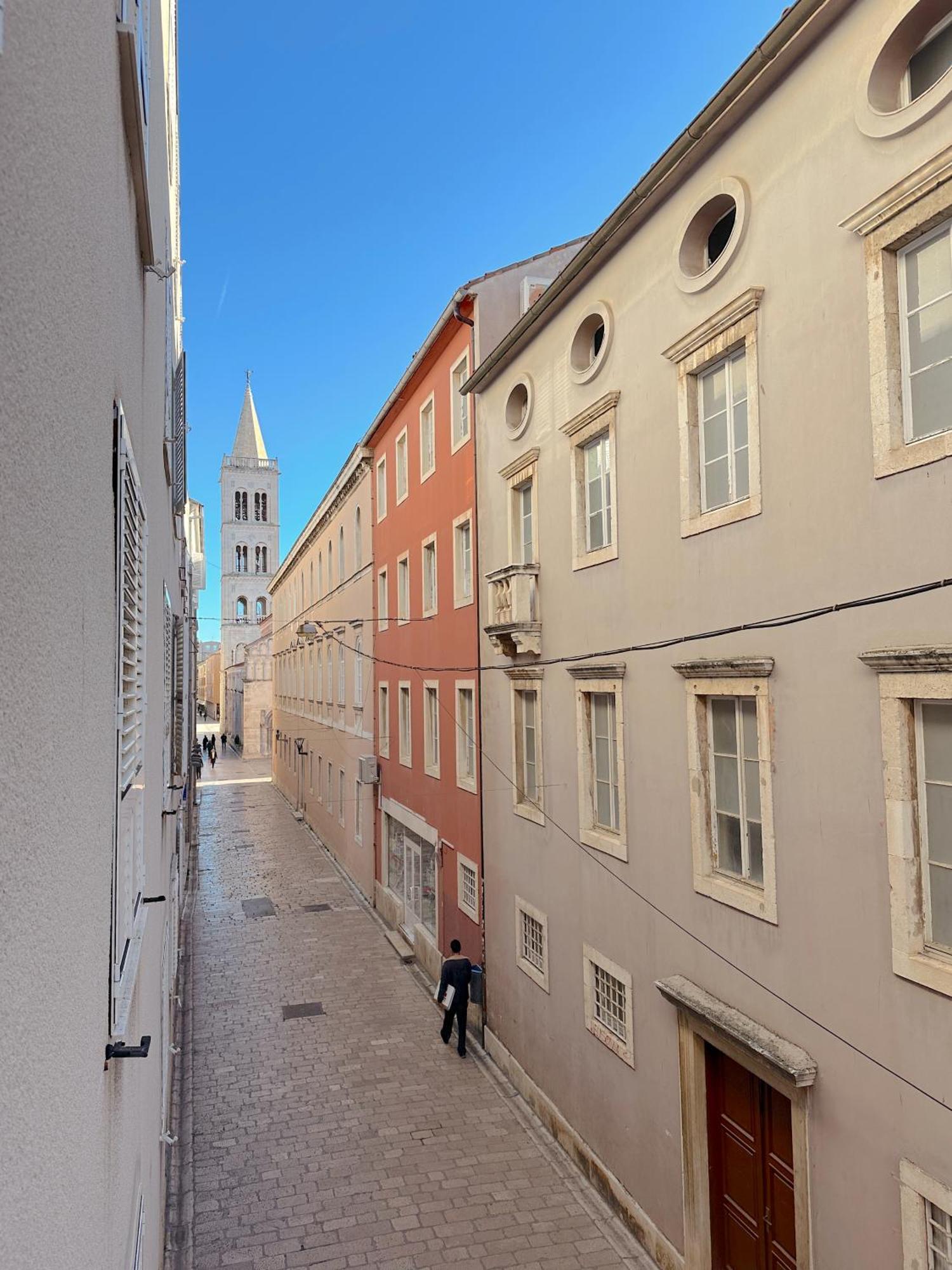 Anamari Apartman Zára
